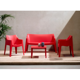 Coccolona garden loveseat with essential design in technopolymer by Scab Design