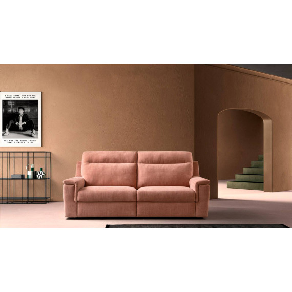 Swing Bent sofa with enveloping backrest by Samoa