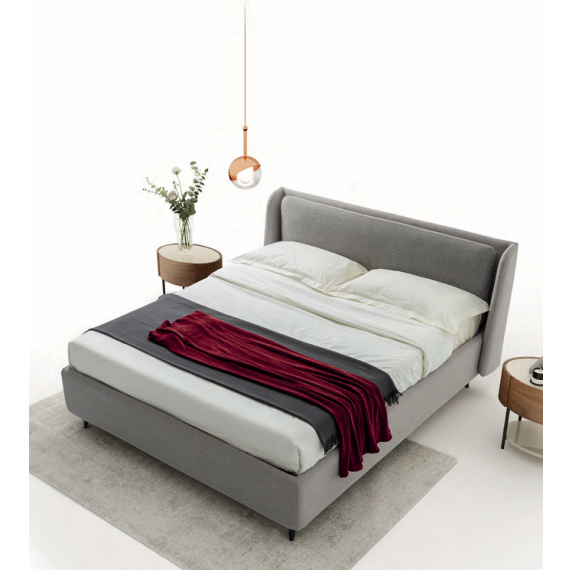 Upholstered bed with shaped headboard Nevis Rimar