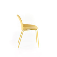 Eva chair in polypropylene by Stones.